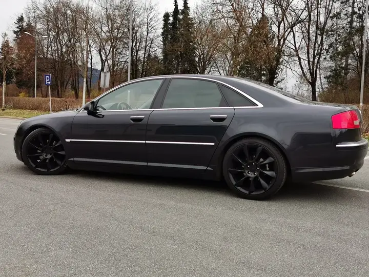 Audi A8 2007 photo 3