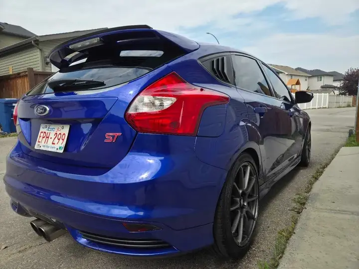 Ford Focus 2013 photo 3