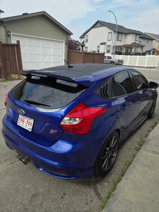 Ford Focus 2013 photo 2
