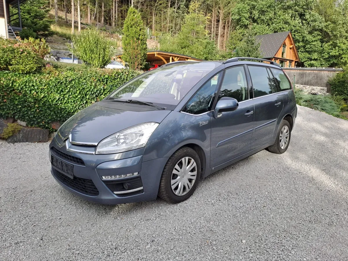 Citroen C4 Picasso 2011 photo 2