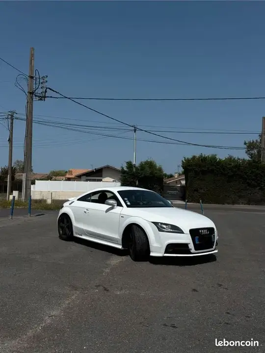 Audi Tt 2012 photo 3