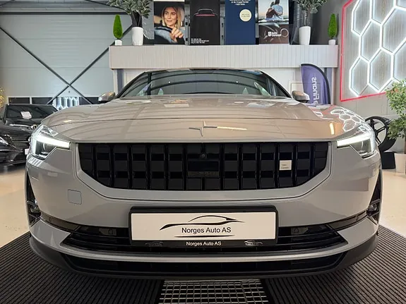Polestar 2 2021 photo 2
