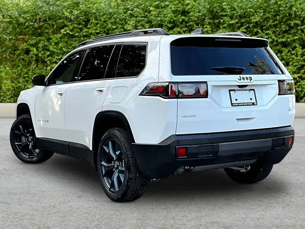 Jeep Cherokee 2026 photo 4