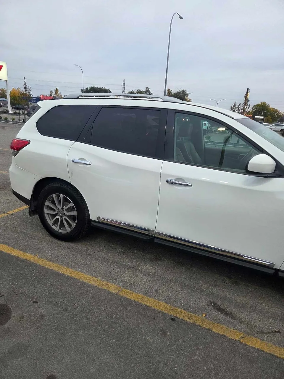 Nissan Pathfinder 2015 photo 2