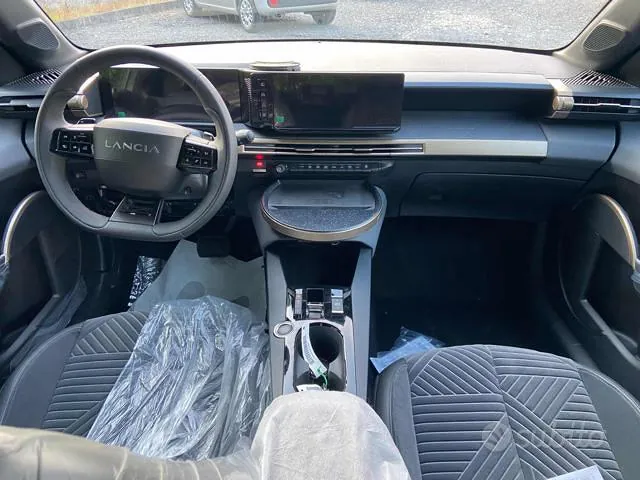 Lancia Ypsilon photo 5