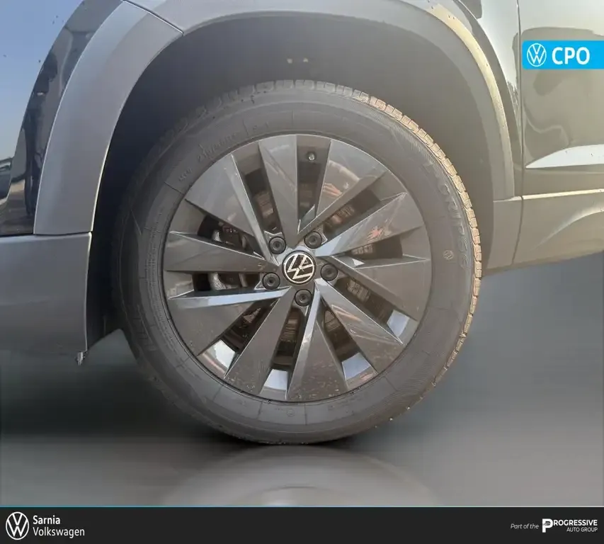 Volkswagen Taos 2024 photo 2