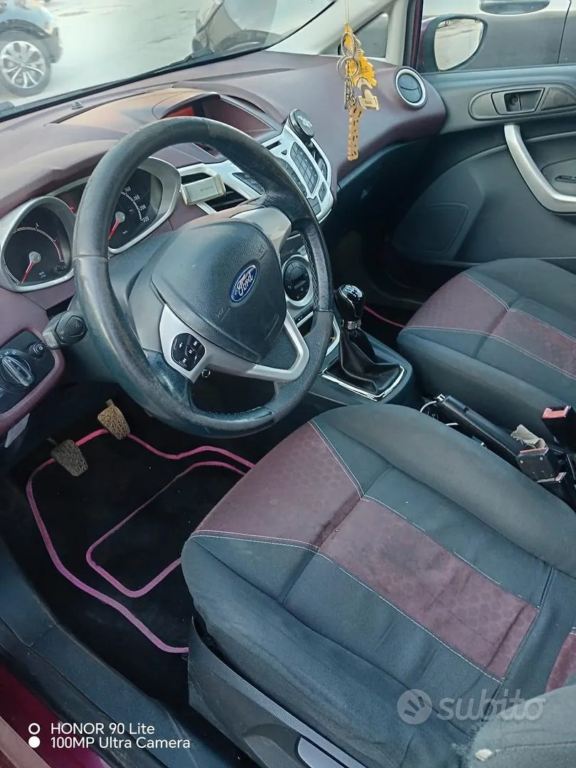 Ford Fiesta 2009 photo 4