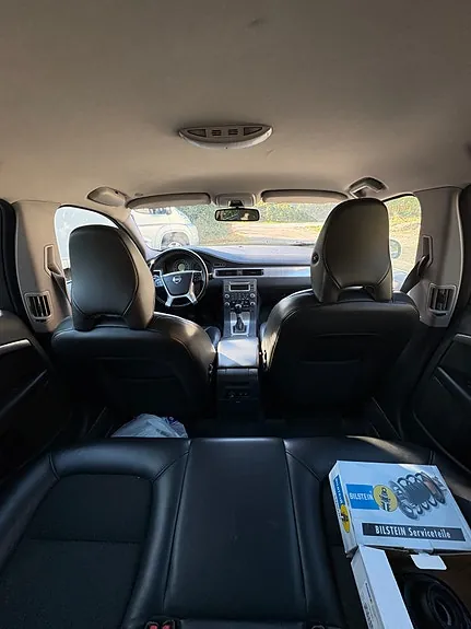 Volvo V70 2010 photo 5