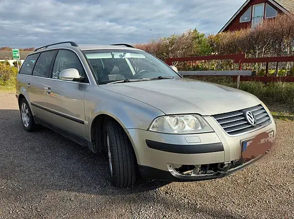 Volkswagen Passat 2004 photo 2