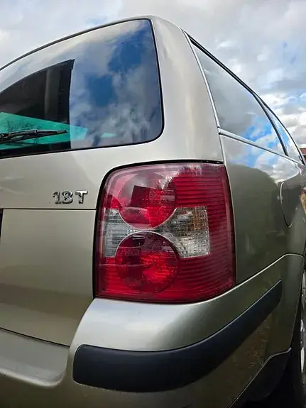 Volkswagen Passat 2004 photo 4