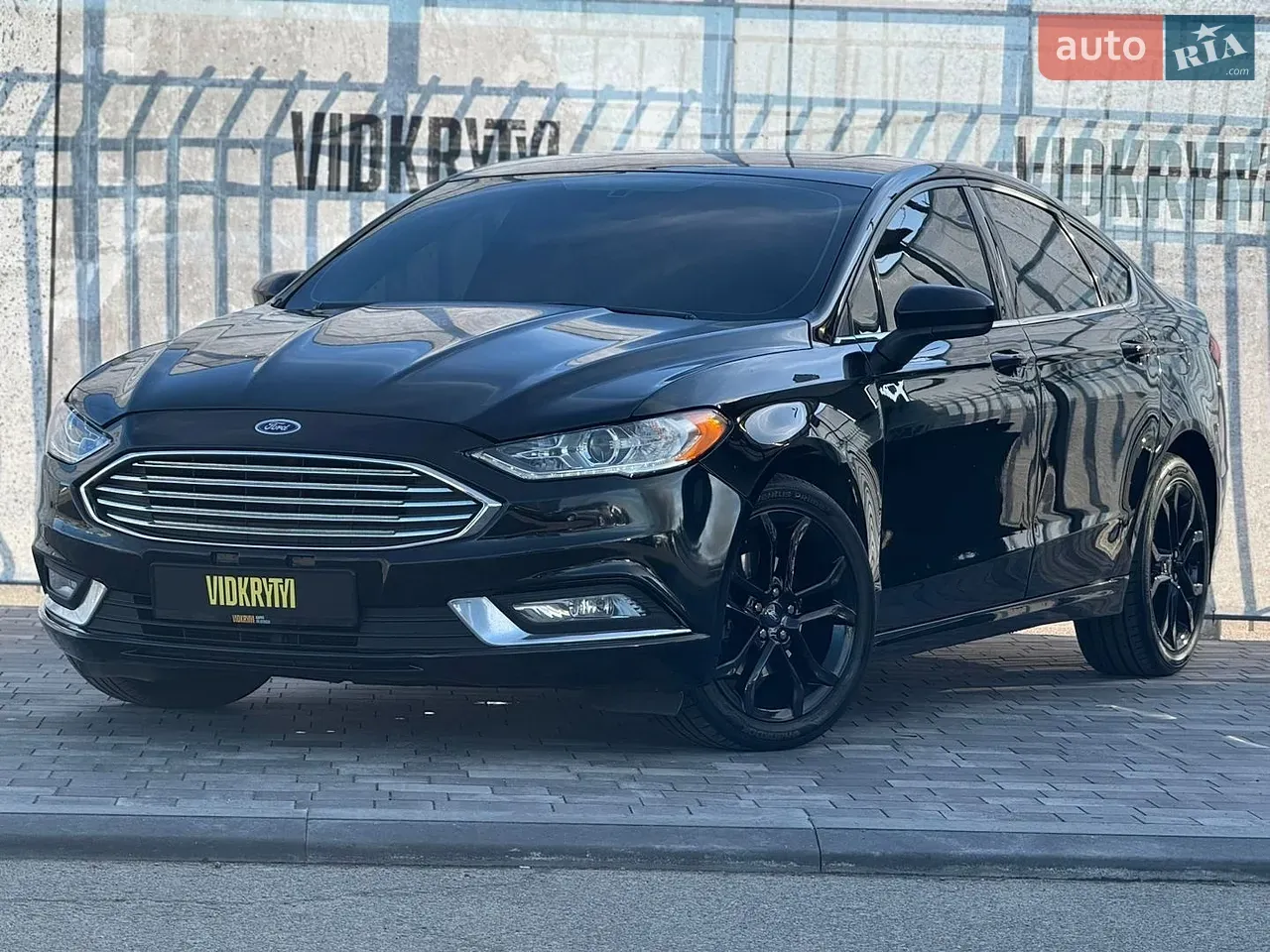 Ford Fusion 2017 photo 2
