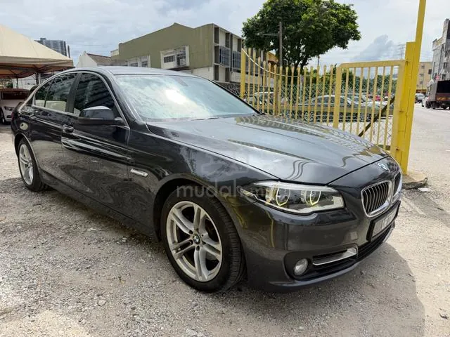 BMW 520I