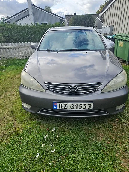 Toyota Camry 2004 photo 2