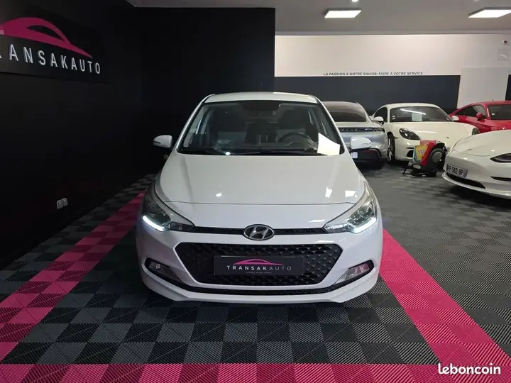 Hyundai I20 2015 photo 2