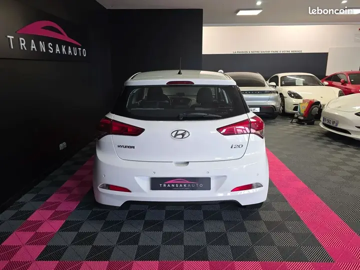 Hyundai I20 2015 photo 5