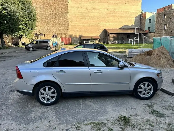 Volvo S40 2009 photo 4