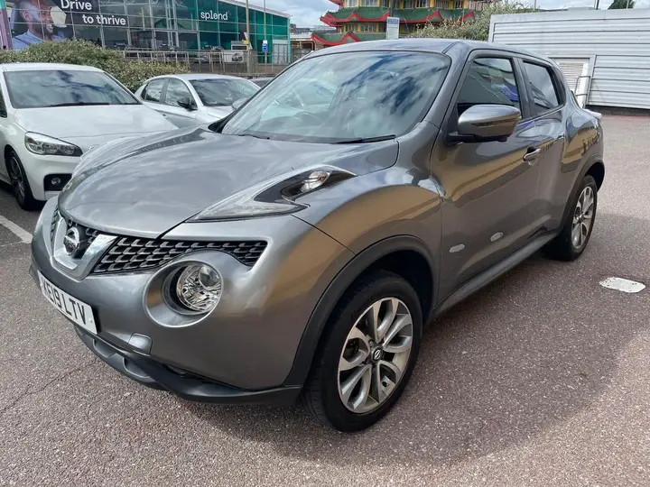 Nissan Juke 2019 photo 2