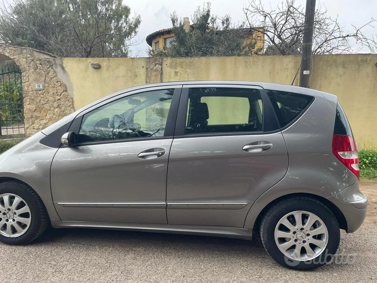 Mercedes-Benz A