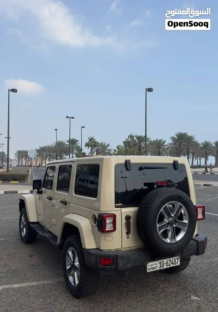 Jeep Wrangler Sahara 2012 photo 3