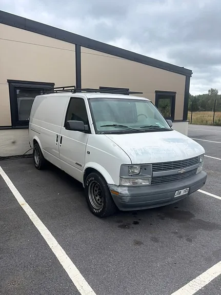 Chevrolet Astro 1996 photo 2