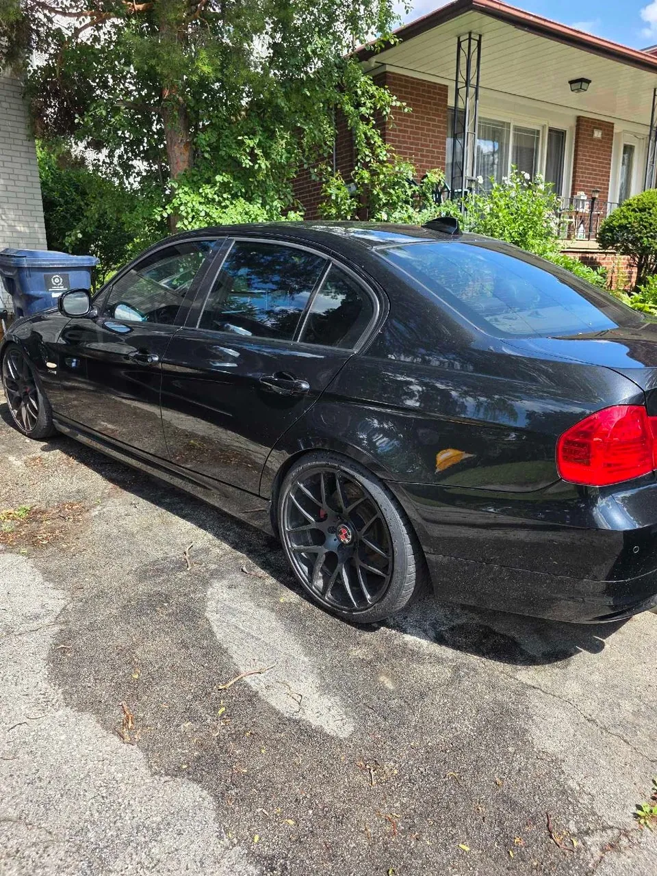 BMW 335I 2009 photo 3