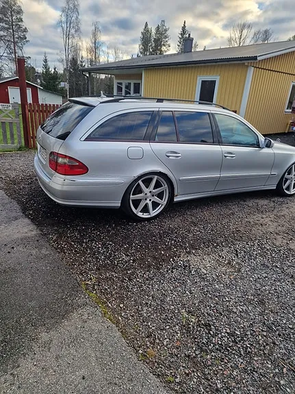 Mercedes-Benz E280 2007 photo 3