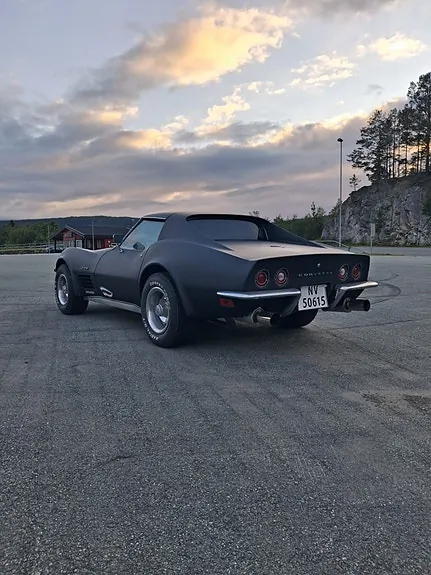 Chevrolet Corvette 1972 photo 3
