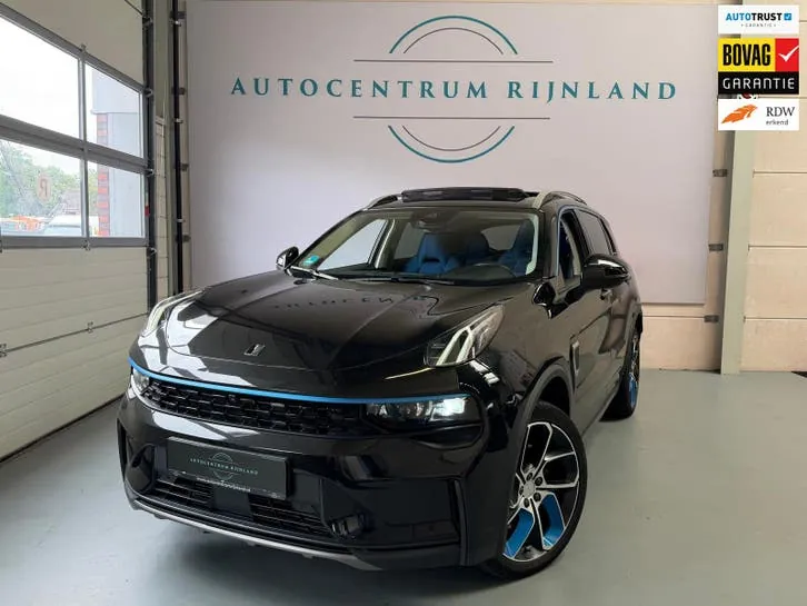 Lynk & Co 01