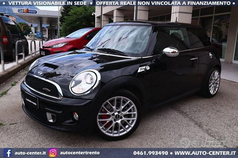 Mini Mini John Cooper Works 2011 photo 2
