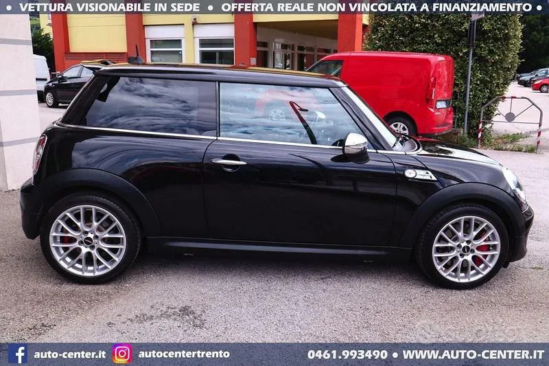 Mini Mini John Cooper Works 2011 photo 5