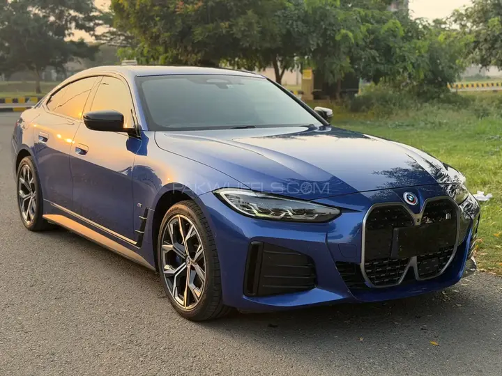 BMW I4