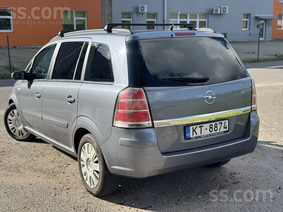 Opel Zafira 2005 photo 4