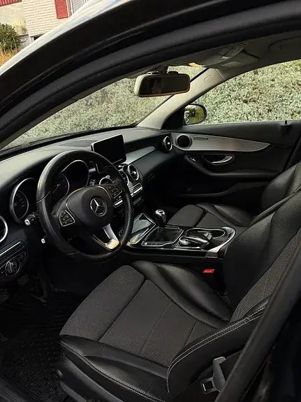 Mercedes-Benz C200 2015 photo 4