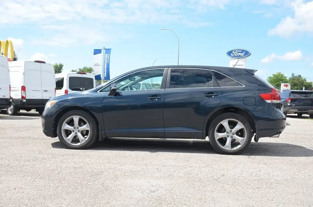 Toyota Venza 2013 photo 3