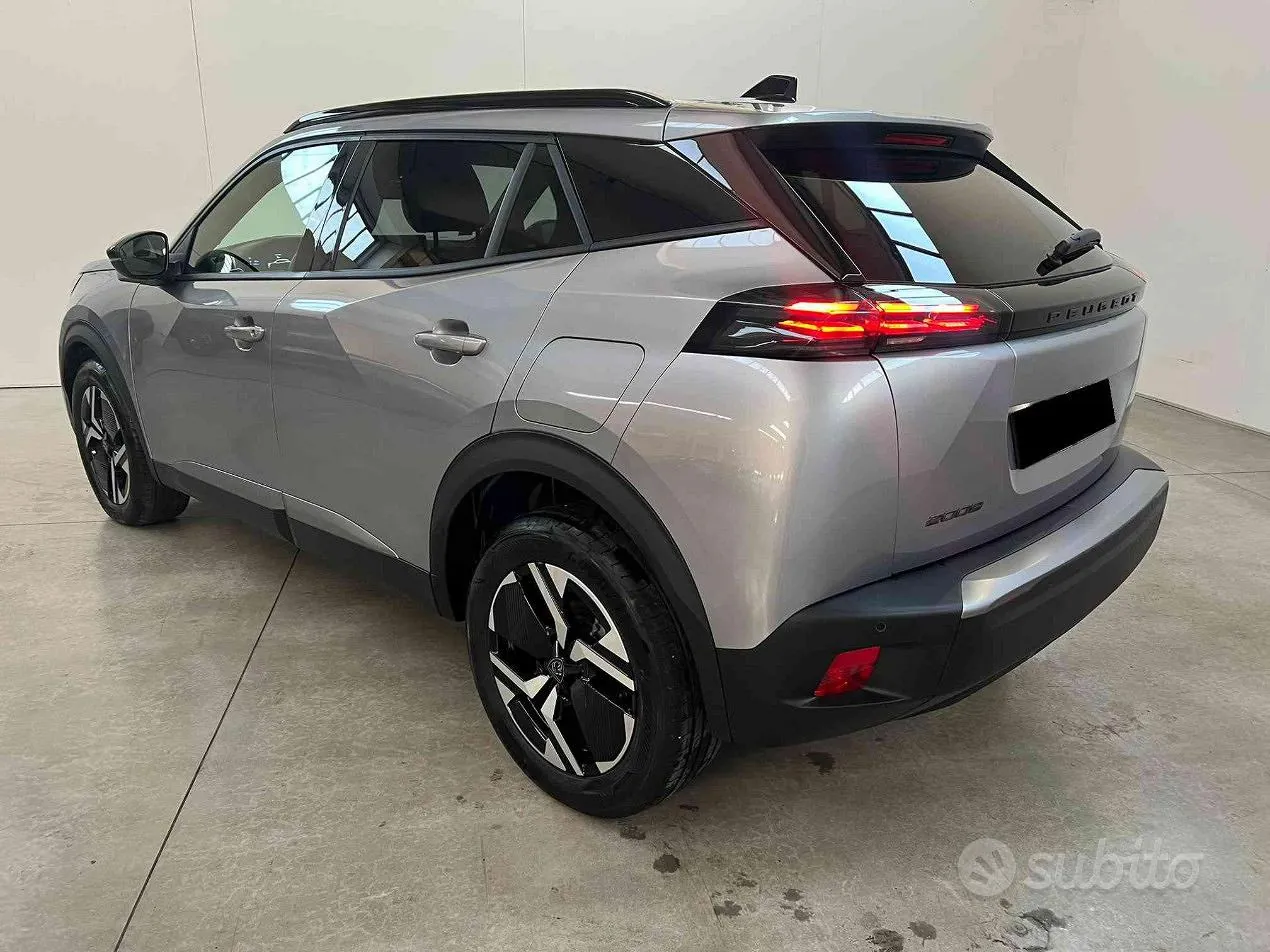 Peugeot 2008 2025 photo 2