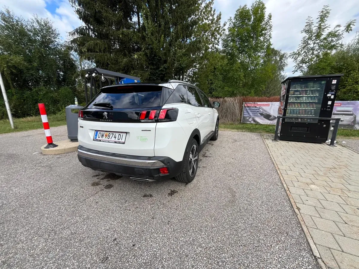 Peugeot 3008 2017 photo 3