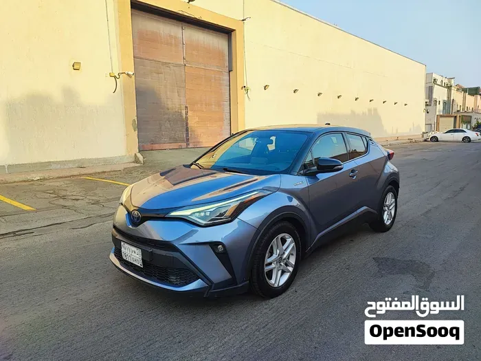 Toyota C-Hr 2020 photo 2