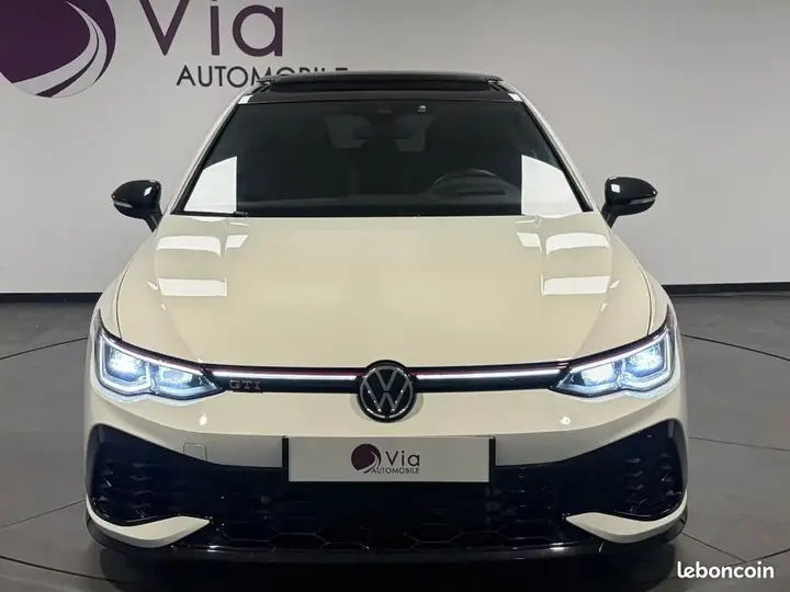 Volkswagen Golf 2021 photo 2