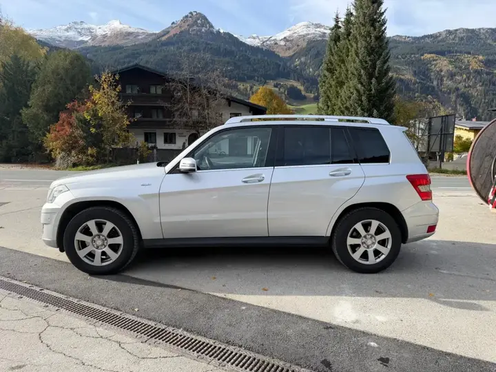 Mercedes-Benz Glk Class 2012 photo 3