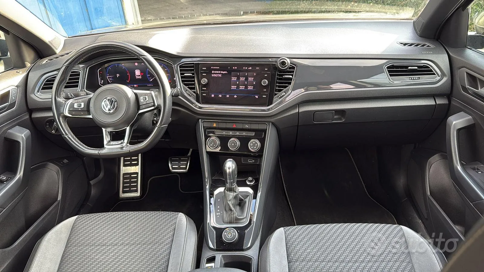 Volkswagen T-Roc 2019 photo 5
