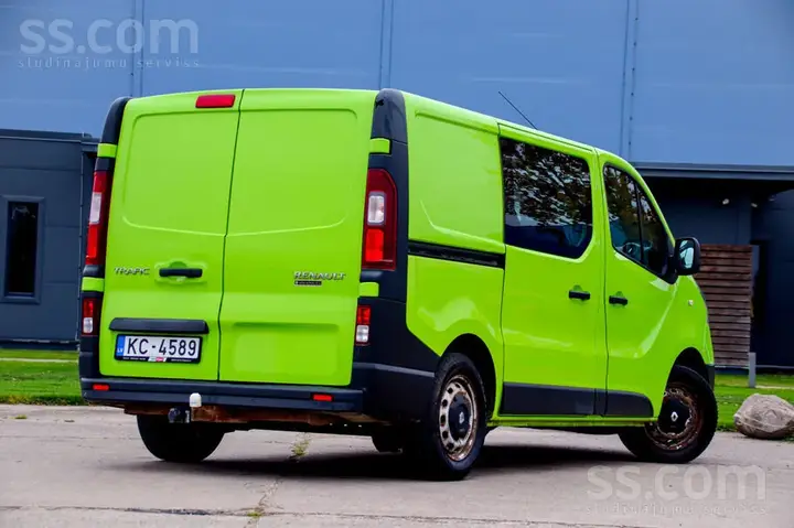 Renault Trafic 2015 photo 4