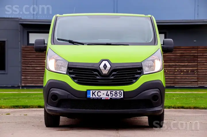 Renault Trafic 2015 photo 2