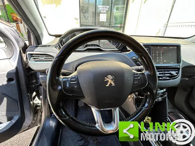Peugeot 2008 2017 photo 5
