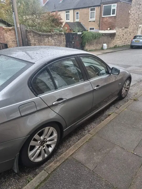 BMW 3 Series 2009 photo 4