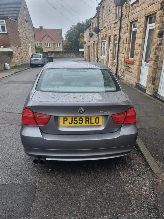 BMW 3 Series 2009 photo 3