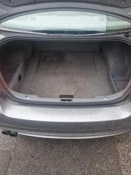 BMW 3 Series 2009 photo 5