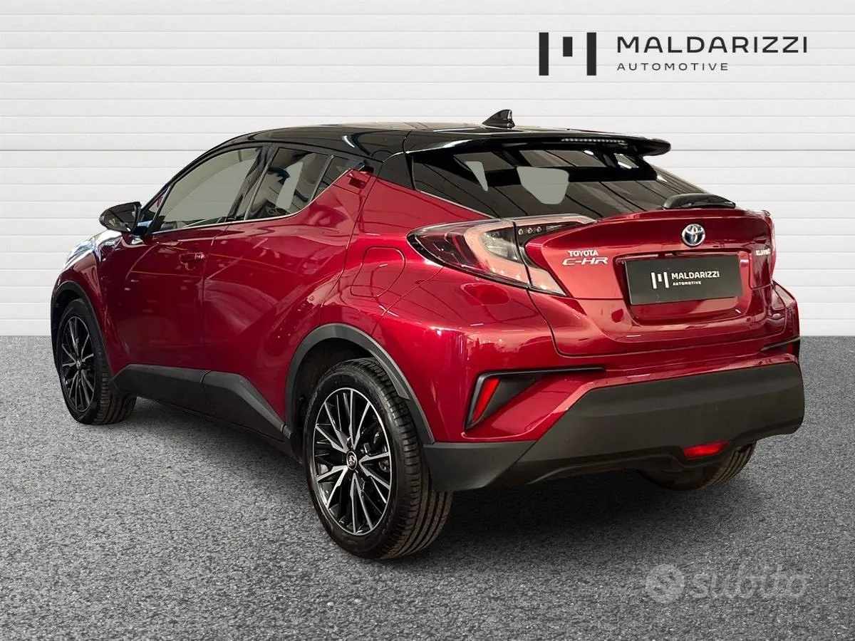 Toyota C-Hr 2018 photo 4