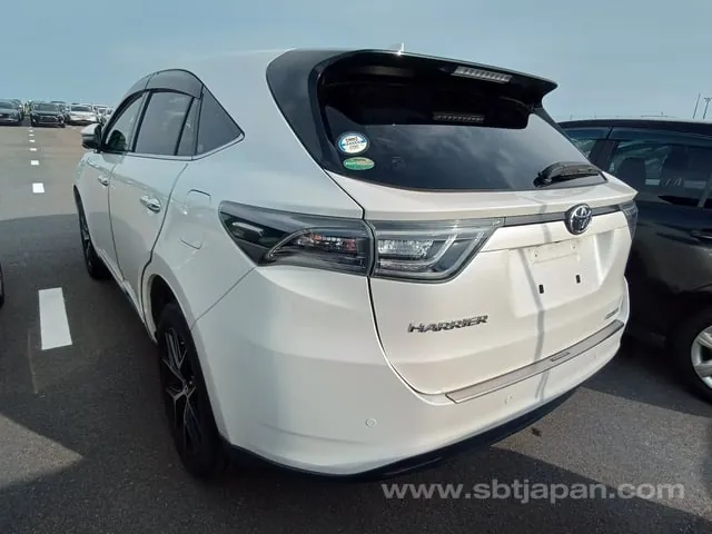 Toyota Harrier 2017 photo 3