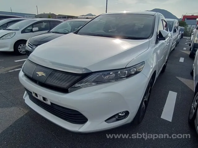 Toyota Harrier 2017 photo 2