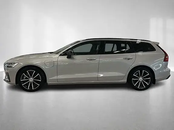 Volvo V60 2025 photo 3